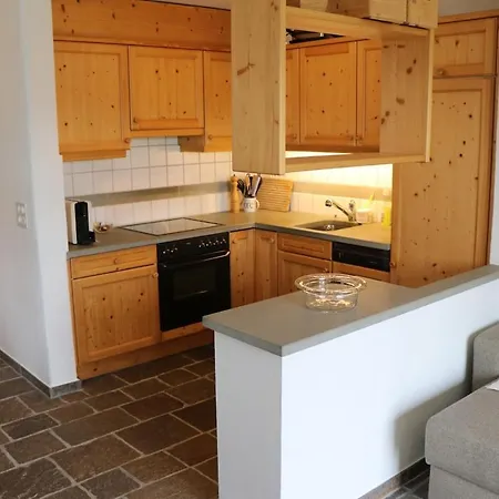 Apartamento Sonnige Gartenwohnung Laax