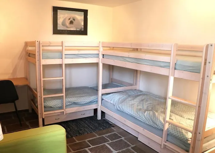 Sonnige Gartenwohnung شقة لاكس