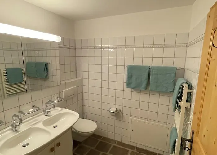 Sonnige Gartenwohnung شقة لاكس