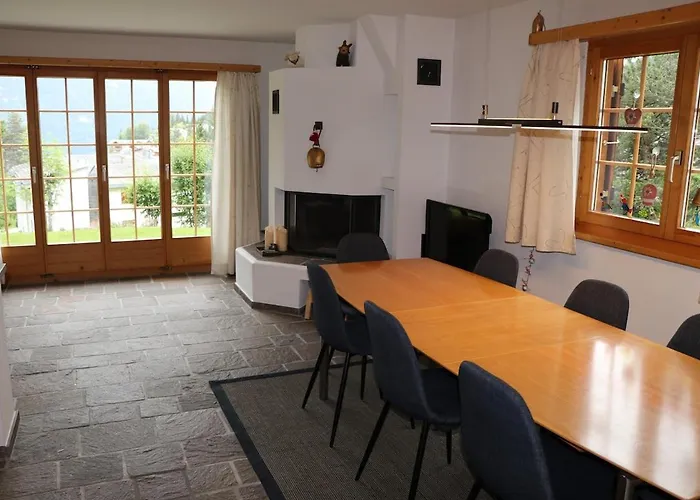 Sonnige Gartenwohnung * لاكس