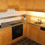 Apartment Sonnige Gartenwohnung Laax