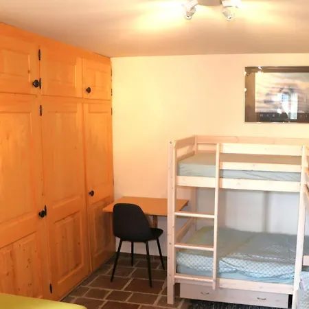 Apartament Sonnige Gartenwohnung